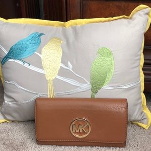 Michael Kors Clutch Wallet